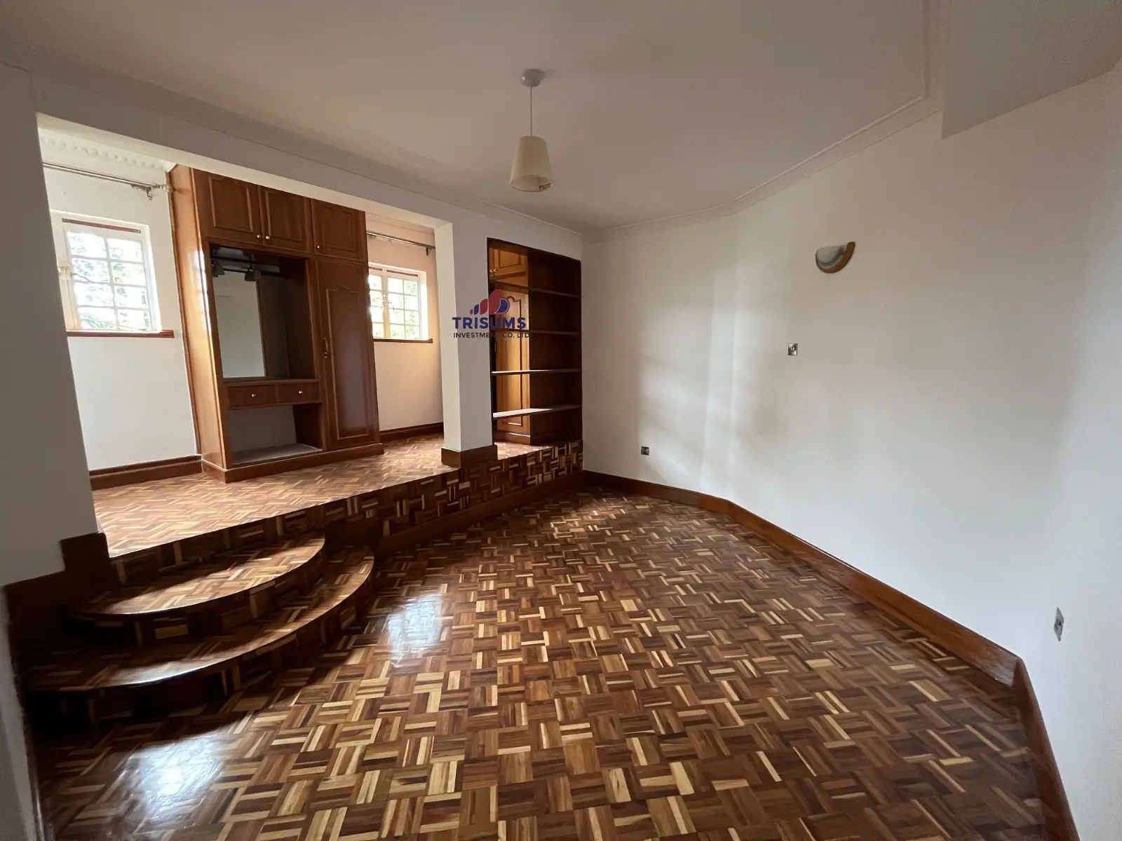 5 Bedroom House For Rent in Runda